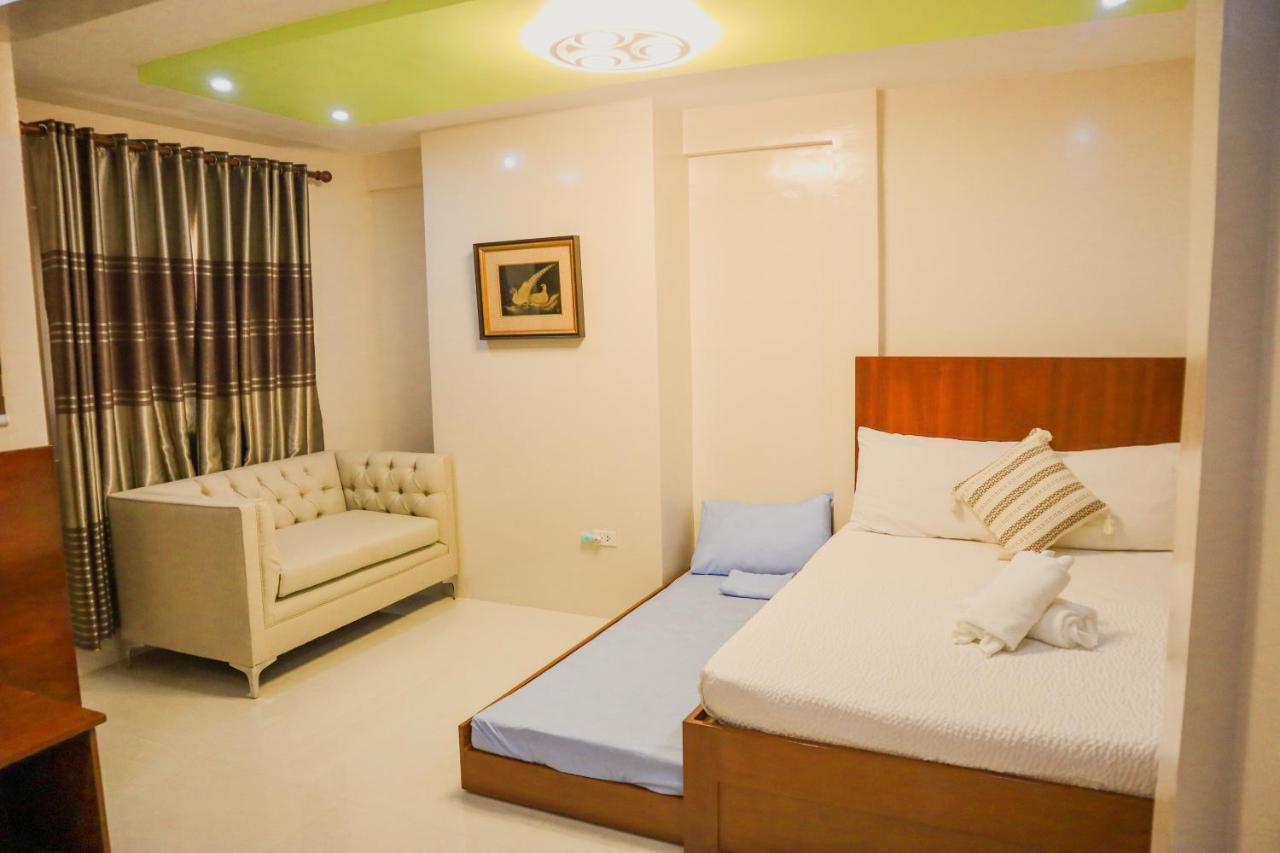 Youhan Beach Resort San Antonio  Exterior photo